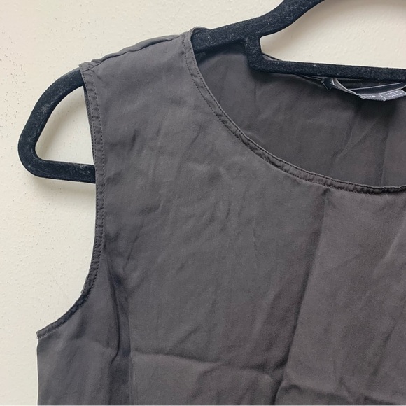 Vince 100% Silk Split Back Blouse - Picture 4 of 10